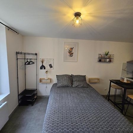 Cosy Studio Confort Etampes-sur-Marne Exteriör bild