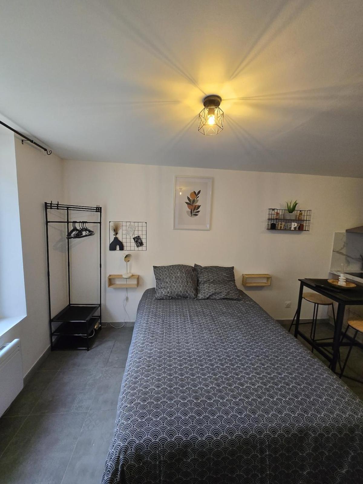Cosy Studio Confort Etampes-sur-Marne Exteriör bild